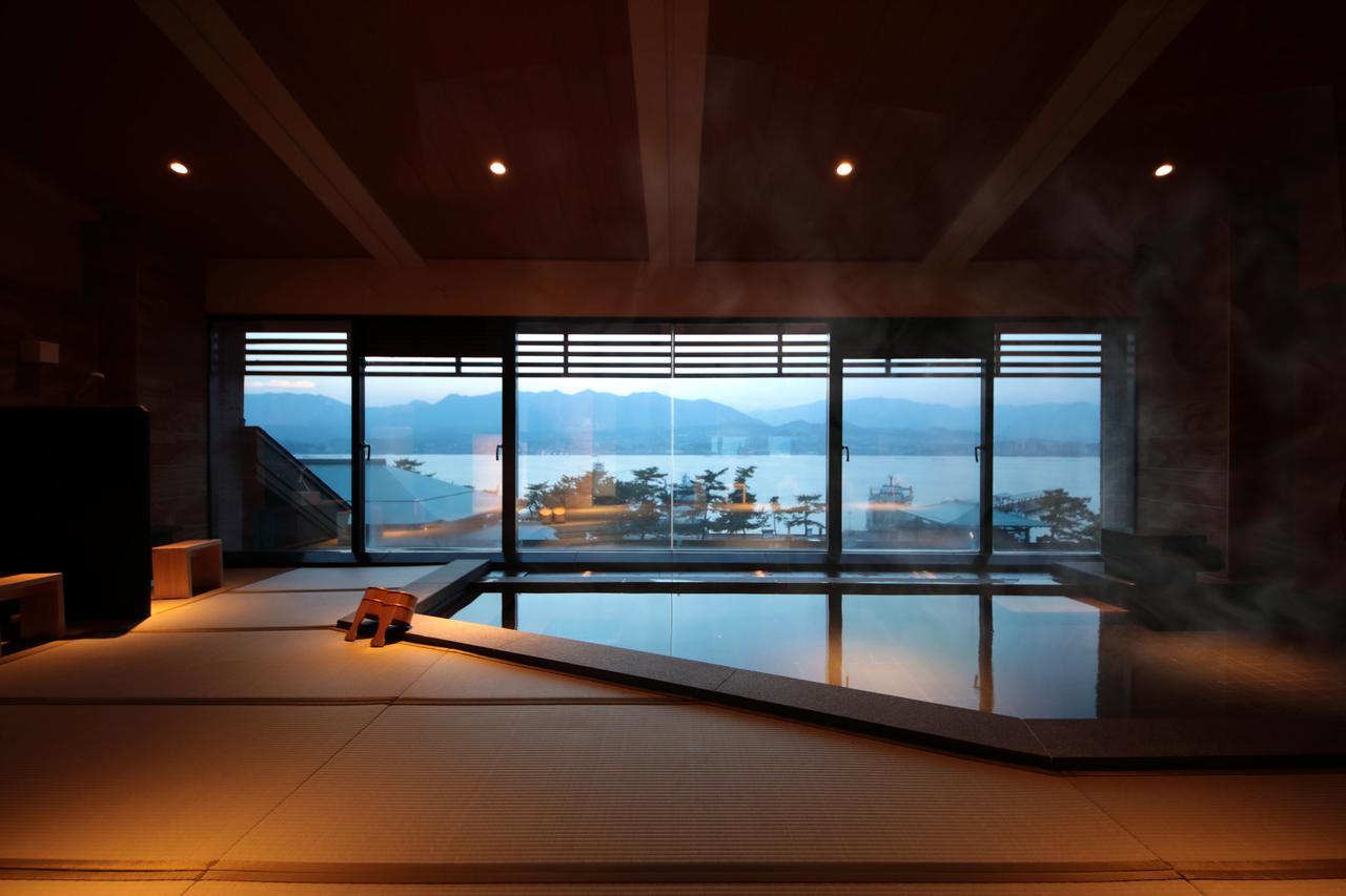 Hotel Miyajima Villa Hatsukaichi Exterior foto